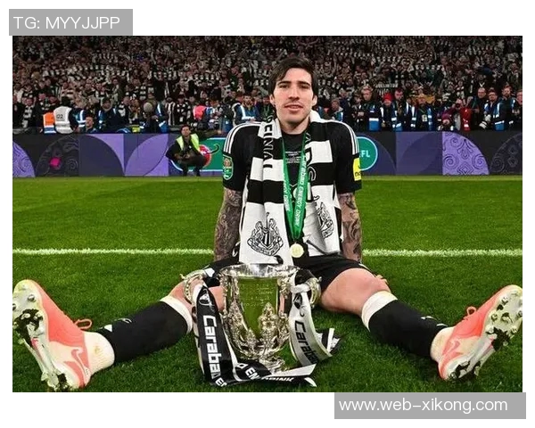 纽卡斯尔领先进球托纳利禁区外射门意外折射助攻成功 纽卡斯尔领先进球托纳利禁区外射门意外折射助攻成功