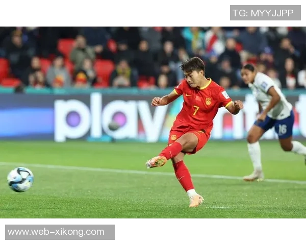 王霜感谢球迷现场支持期待胜利带来狂欢时刻