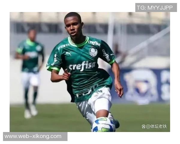 10岁签约耐克的埃斯特旺被称梅西尼奥引发争议与期待 10岁签约耐克的埃斯特旺被称梅西尼奥引发争议与期待