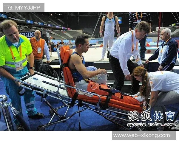 阿苏埃因伤退场被担架抬走米内罗时隔四个月重返赛场