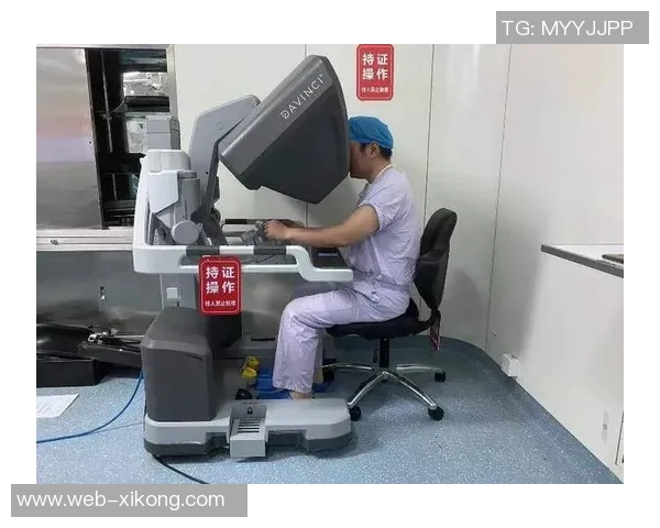 前巴西国脚里贝罗公开罹患甲状腺癌手术后积极开启康复之路 前巴西国脚里贝罗公开罹患甲状腺癌手术后积极开启康复之路